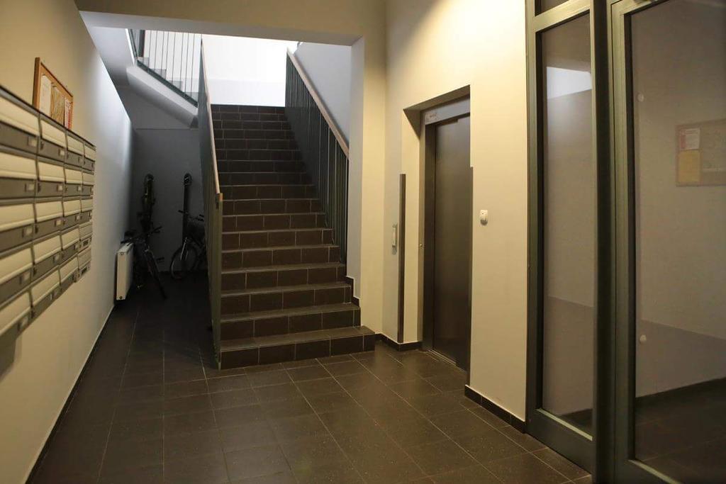 35m² Studio-Apartment, 1 eigene Posen Exterior foto